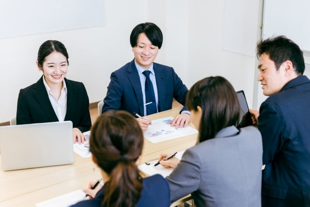 運用に向けた貴社の業務体制・仕組み・収支計画なども一貫支援!